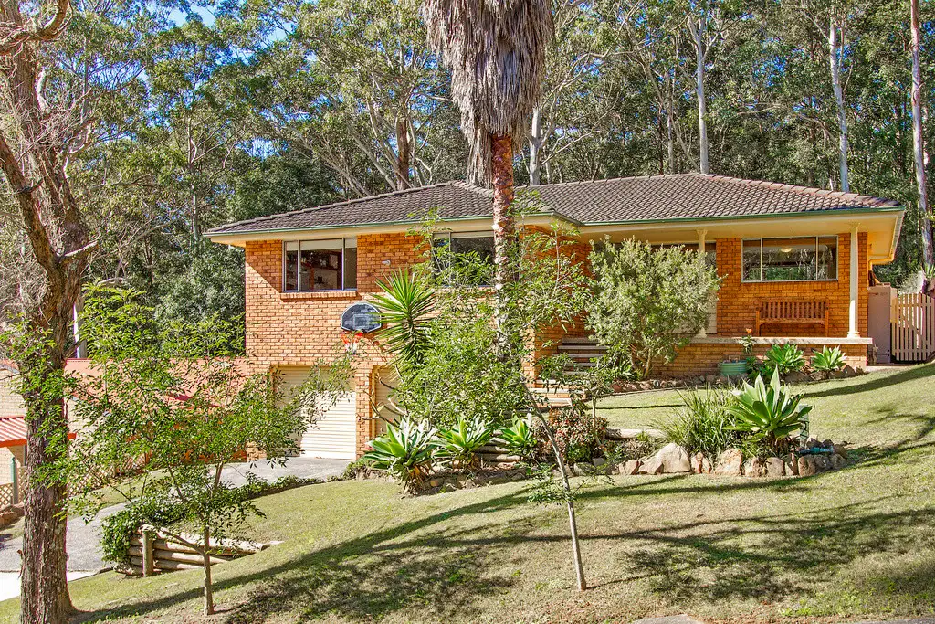 Main view of Homely house listing, 19 Calantha Drive, Wyoming NSW 2250