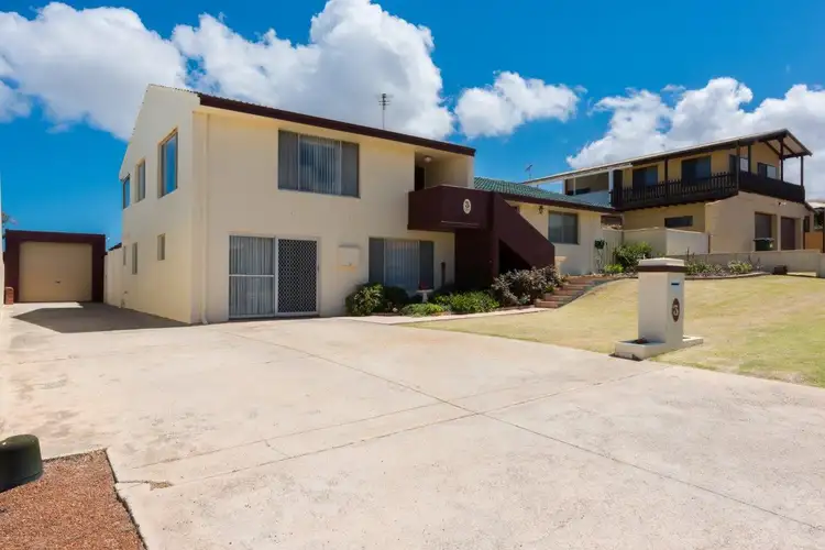 3 Lawson Place, Tarcoola Beach WA 6530