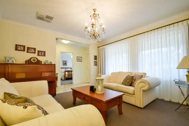 17 Charlson Rise, Happy Valley SA 5159