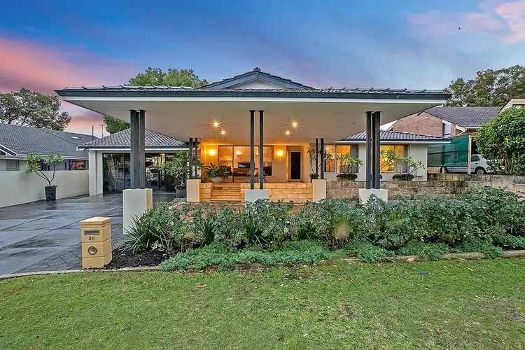 20 Clive St, Bicton WA 6157
