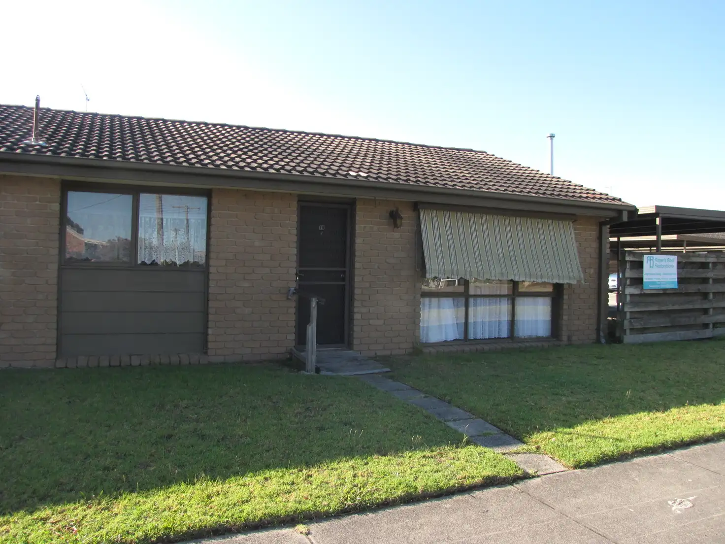 Main view of Homely unit listing, 10/14-18 Bell Street, Moe VIC 3825