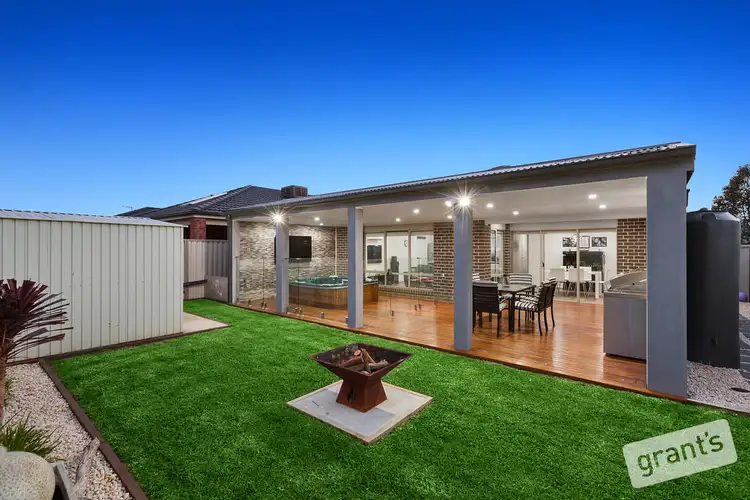 24 Cockatoo Road, Pakenham VIC 3810