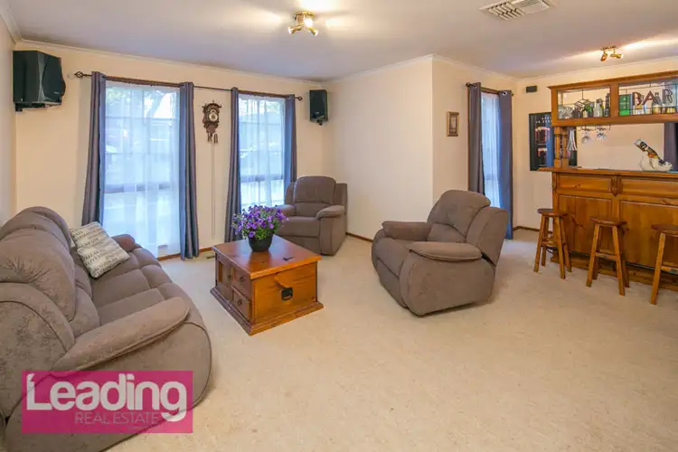 Third view of Homely house listing, 6 Talbot Place, Sunbury VIC 3429
