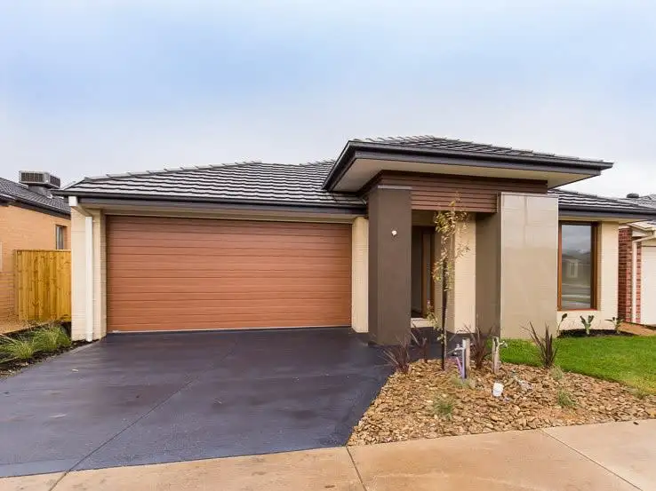 4 Goldeneye Cct, Werribee VIC 3030