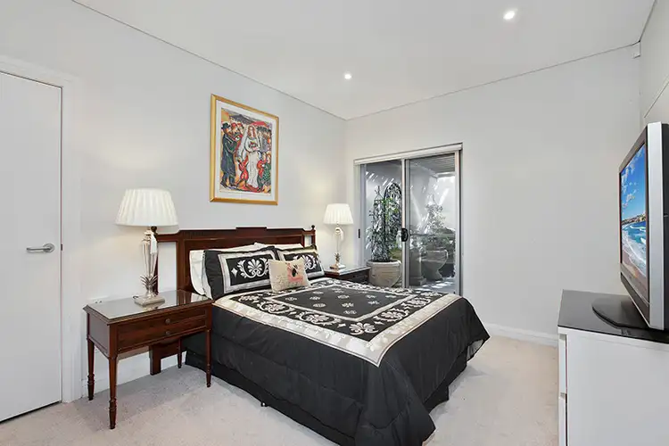 Sixth view of Homely apartment listing, 2/30 Boronia Road, Bellevue Hill NSW 2023