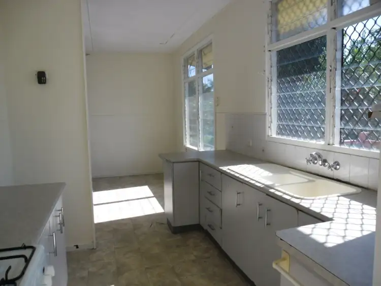 Sixth view of Homely house listing, 27 Lagoon Crescent, Saunders Beach QLD 4818