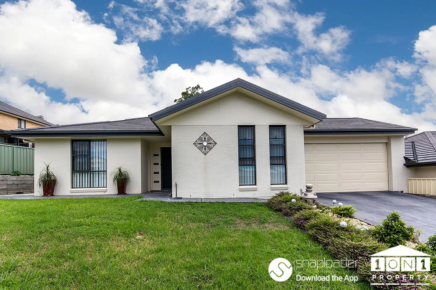 Main view of Homely semi-detached listing, 2 Kilshanny Avenue, Ashtonfield NSW 2323