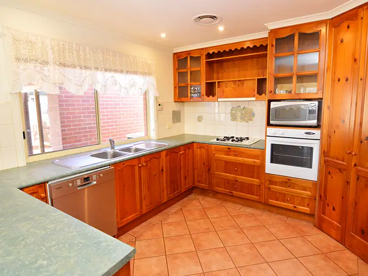 Fifth view of Homely house listing, 5 Heazlewood Avenue, Red Cliffs VIC 3496