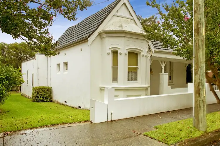 21 Taringa Street, Ashfield NSW 2131