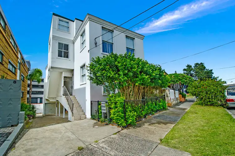 10 Sandridge Street, Bondi NSW 2026