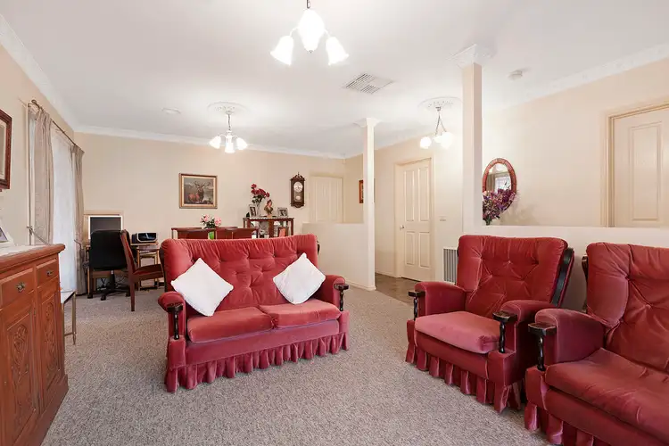 Fifth view of Homely house listing, 2 Furness Court, Berwick VIC 3806
