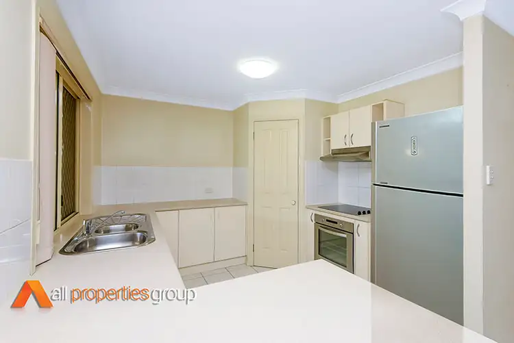 Third view of Homely house listing, 10 MANDEVILLE PLACE, Regents Park QLD 4118