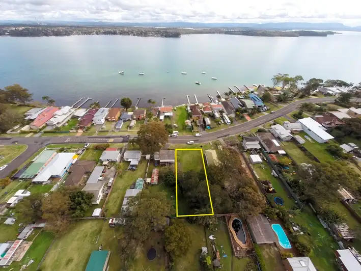 33 Marine Pde, Nords Wharf NSW 2281