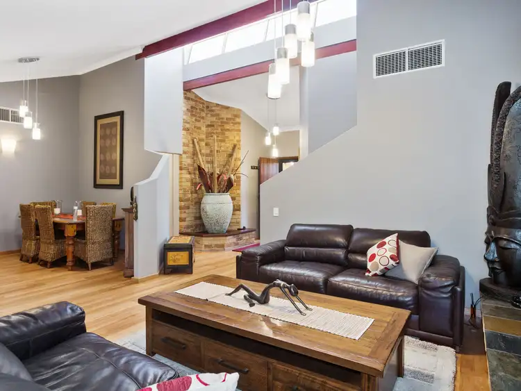 Fourth view of Homely house listing, 10 Kearsley Rise, Murdoch WA 6150