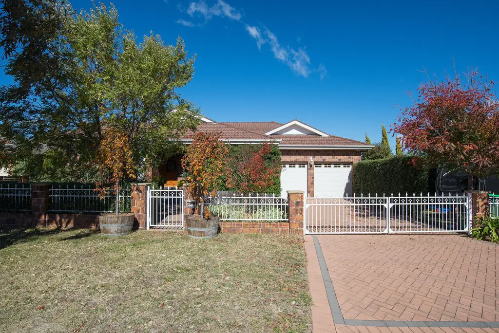 Main view of Homely house listing, 8 Booth Crescent, Orange NSW 2800