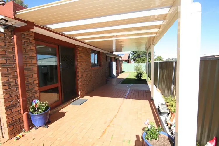 Sixth view of Homely house listing, 17/1 Beddoes Avenue, Dubbo NSW 2830