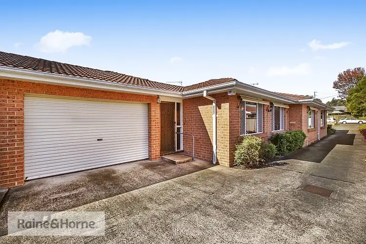 2/89 Victoria Road, Woy Woy NSW 2256