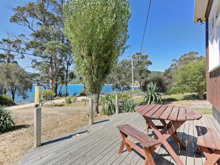 13 Batchelor Street, White Beach TAS 7184