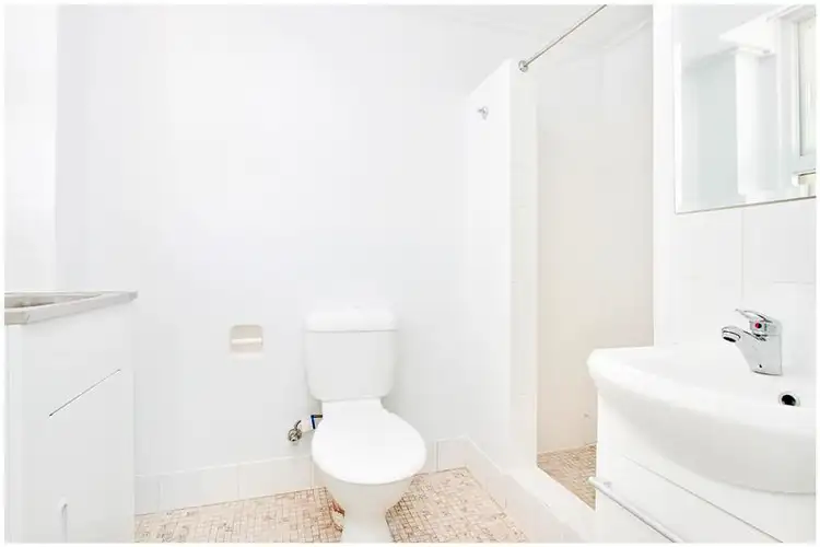 Third view of Homely studio listing, 4/308-310 Great Western Highway, St Marys NSW 2760