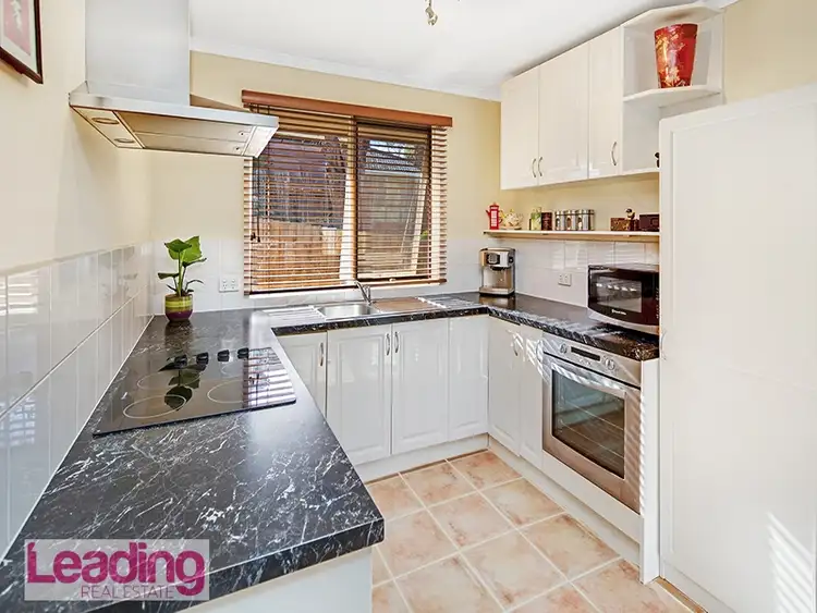 Fifth view of Homely house listing, 7 Withers Close, Sunbury VIC 3429