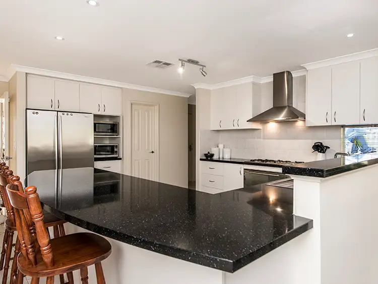 Fifth view of Homely house listing, 4 Diamond Way, Harrisdale WA 6112