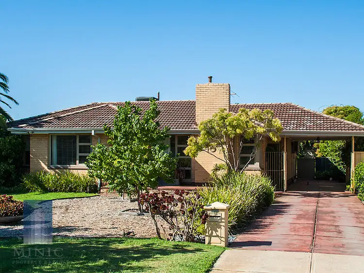 13 Barber Place, Riverton WA 6148