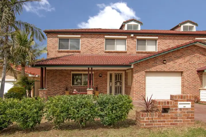 18A Pharlap Street, Bossley Park NSW 2176