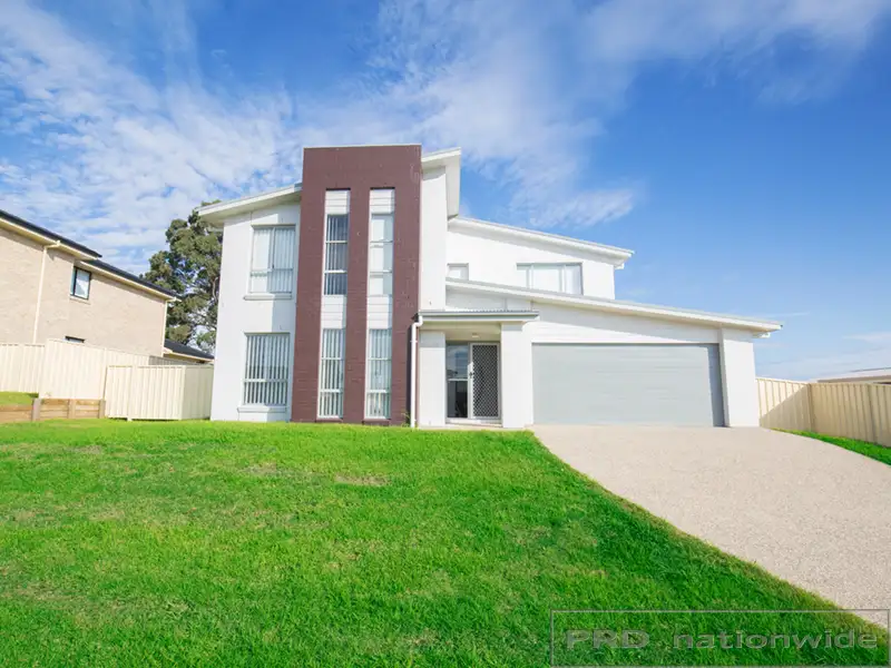 Main view of Homely house listing, 7 Vikki Avenue, Rutherford NSW 2320