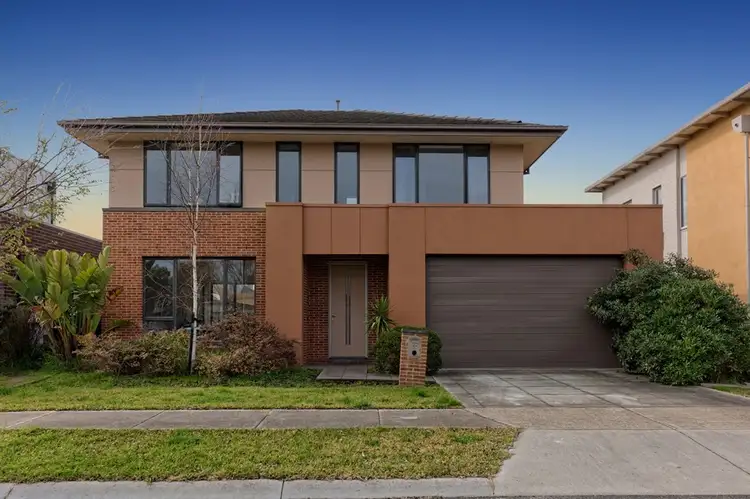 17 Dresden Drive, Waterways VIC 3195