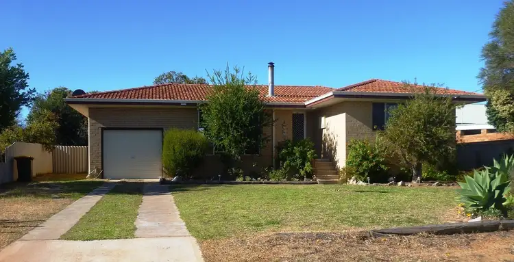 3 WARATAH AVENUE