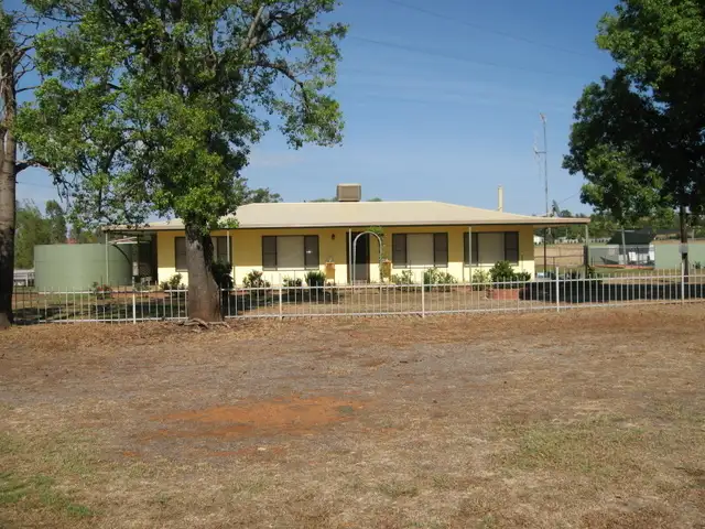 23 Tanks Road, Parkes NSW 2870
