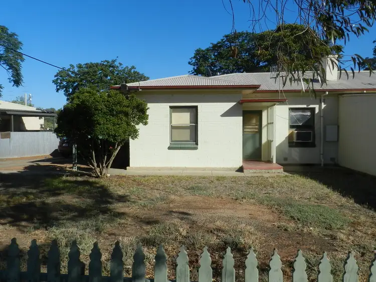 17 Trenaman Crescent, Berri SA 5343
