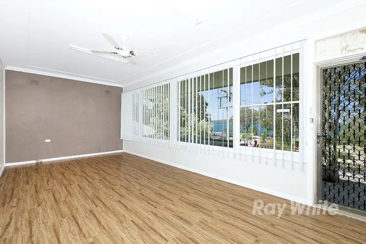 Fourth view of Homely house listing, 209 Skye Point Road, Coal Point NSW 2283