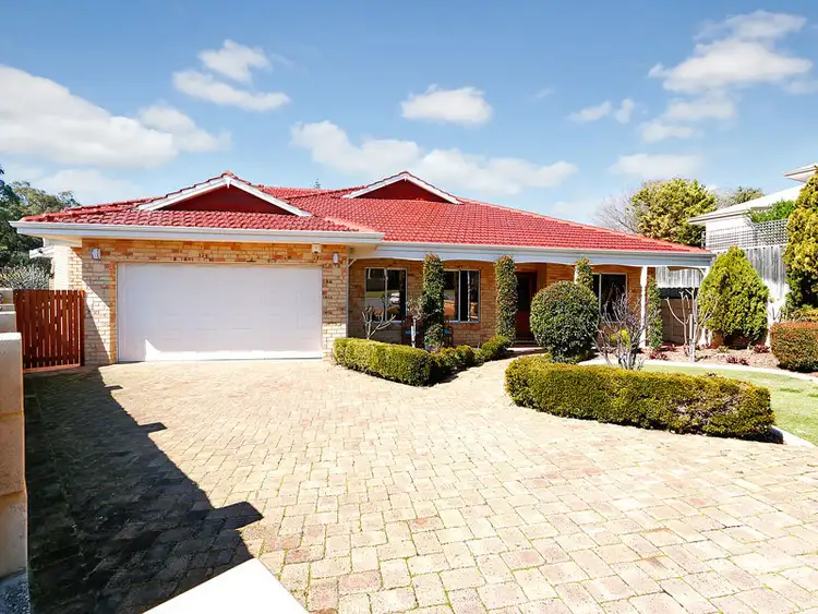 7 Tor Place, City Beach WA 6015
