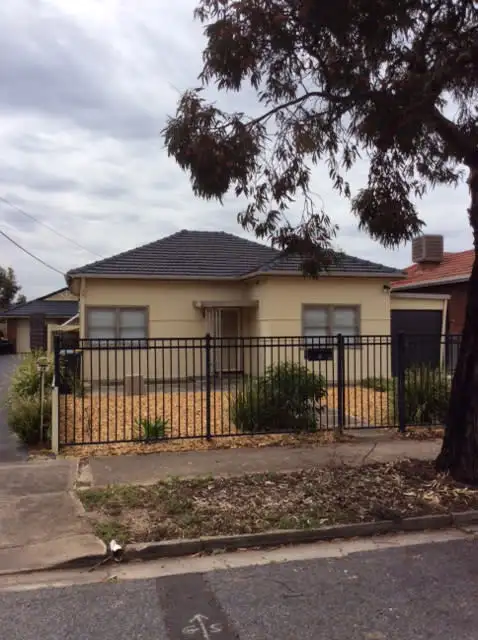 7 Gill Street
