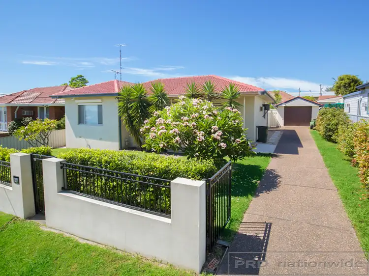 30 Ada St, Telarah NSW 2320