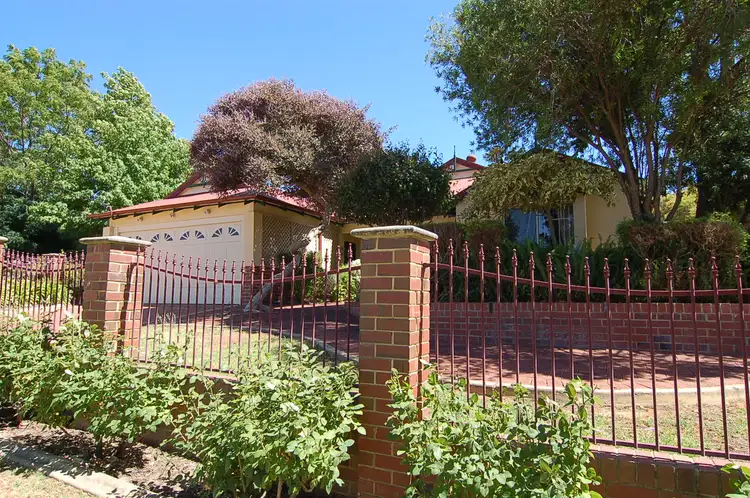 5 Lovelock Place, Bassendean WA 6054
