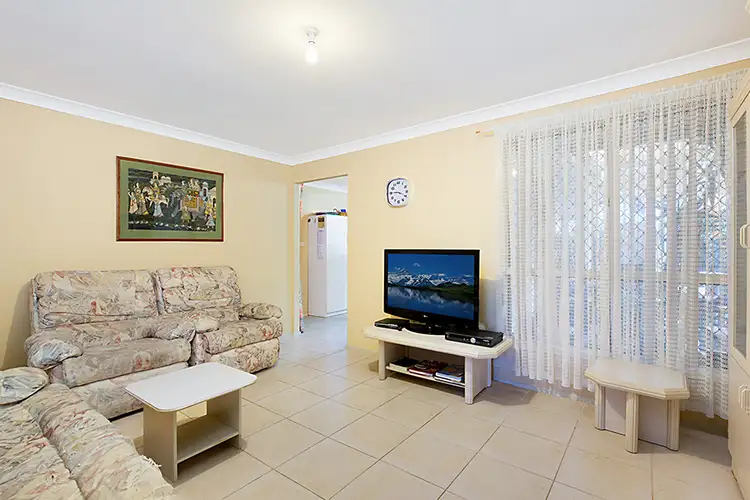 Second view of Homely house listing, 2/74 Fenton Crescent, Minto NSW 2566