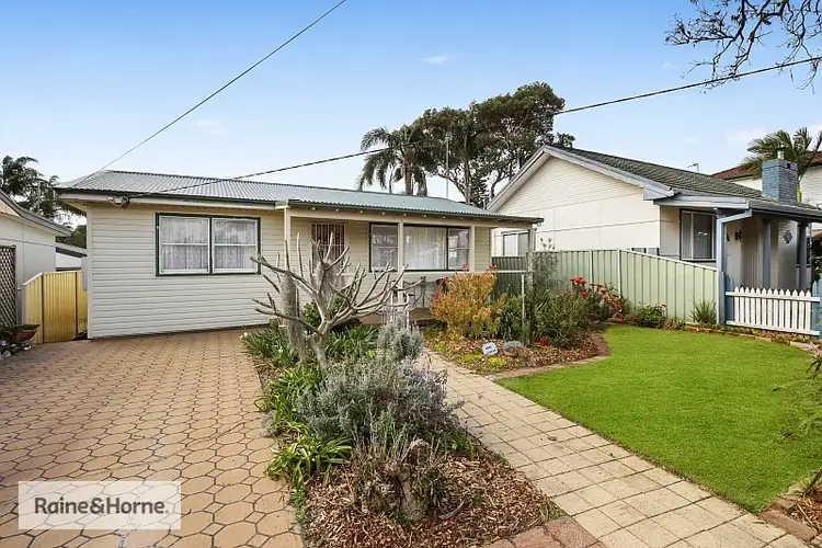65 Australia Avenue, Umina Beach NSW 2257