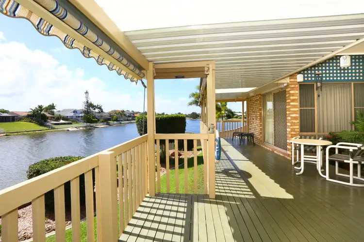71 Wedgebill Parade, Burleigh Waters QLD 4220
