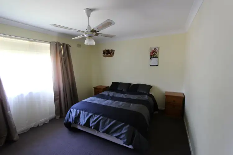 Sixth view of Homely house listing, 5 Parry Drive, Temora NSW 2666