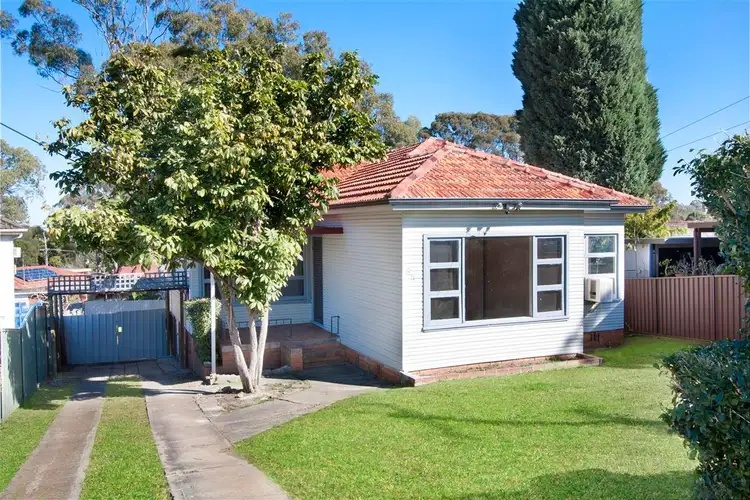 35 Smiths Ave, Cabramatta NSW 2166
