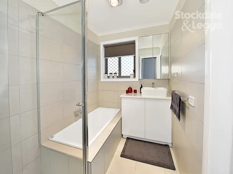 Fourth view of Homely house listing, 1 Columbine Court, Epping VIC 3076