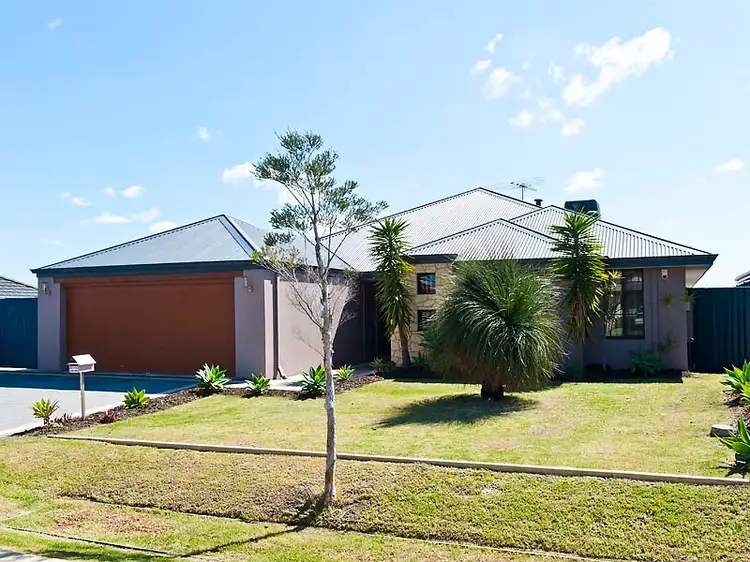 16 Silverpan Way, Byford WA 6122