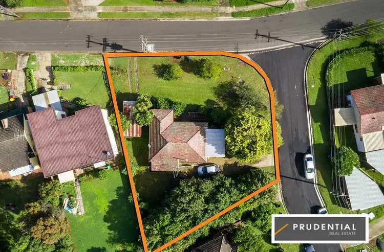 8 Grandview Drive, Campbelltown NSW 2560