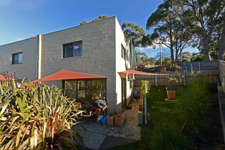 2/197 Strickland Avenue, South Hobart TAS 7004