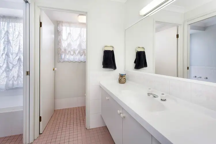 Sixth view of Homely house listing, 15 Amanda Place, Horsley NSW 2530