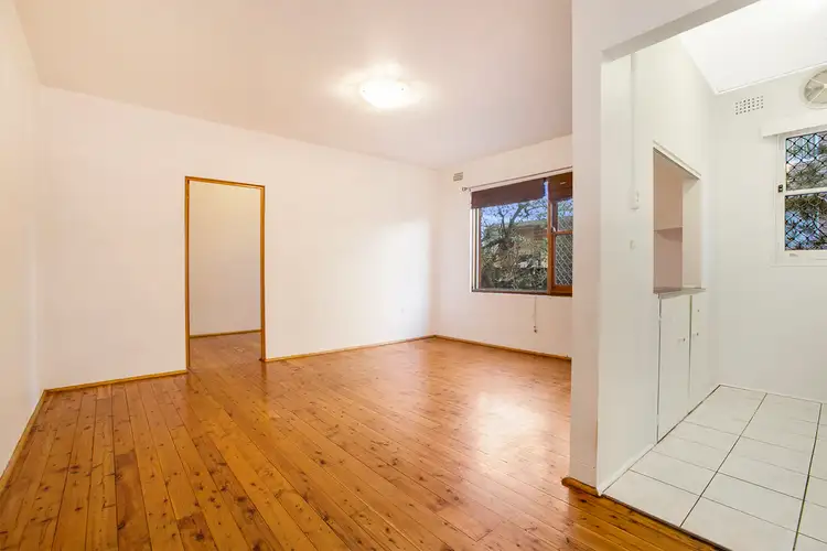 Fifth view of Homely unit listing, 4/133 The Grand Parade, Brighton-le-sands NSW 2216