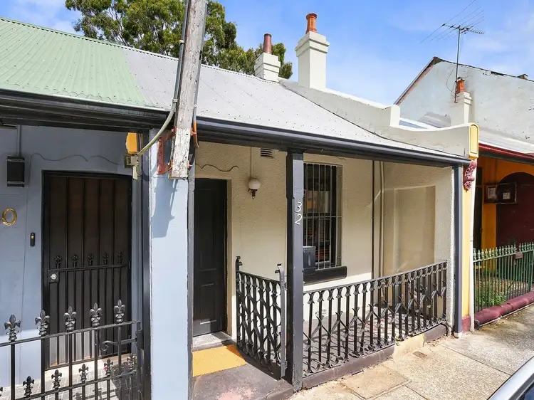 32 Egan Street, Newtown NSW 2042