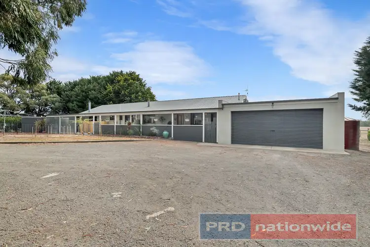 Second view of Homely house listing, 15 Watts Court, Ross Creek VIC 3351